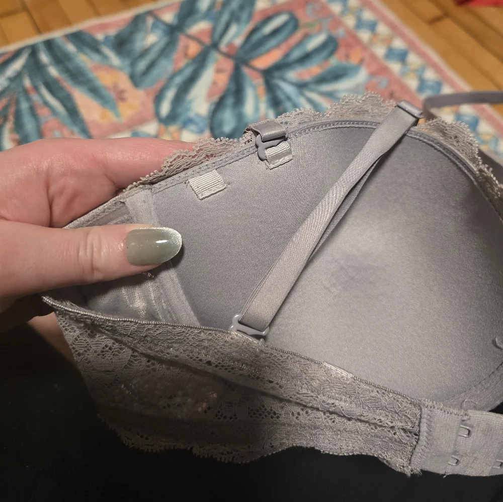 Gap Body Lace Bra in Gray Size 36B